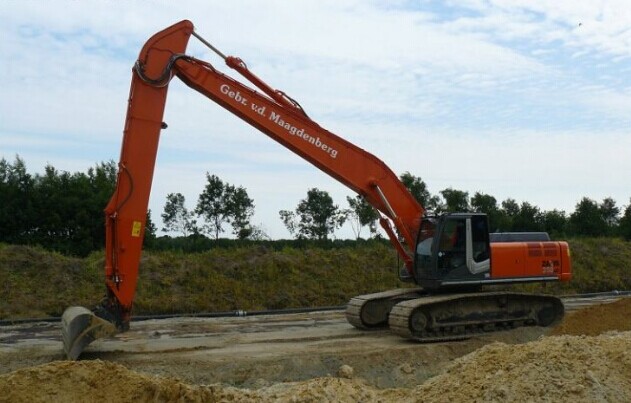 挖機(jī)加長臂廠家、挖掘機(jī)加長臂定做、挖掘機(jī)加長臂改裝
