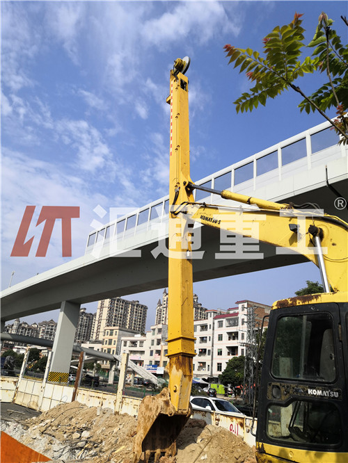 挖掘機(jī)滑臂 挖掘機(jī)滑臂