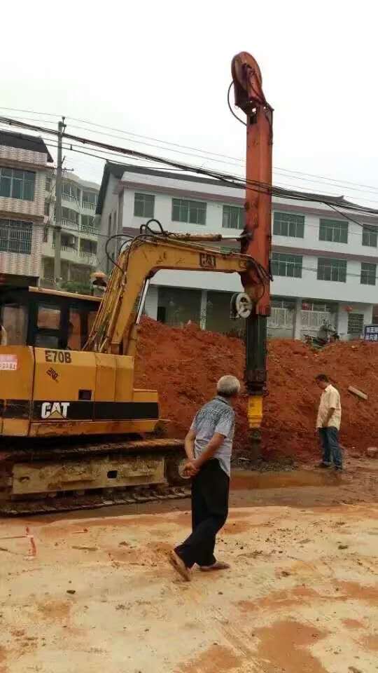 挖掘機(jī)伸縮臂 挖掘機(jī)伸縮臂