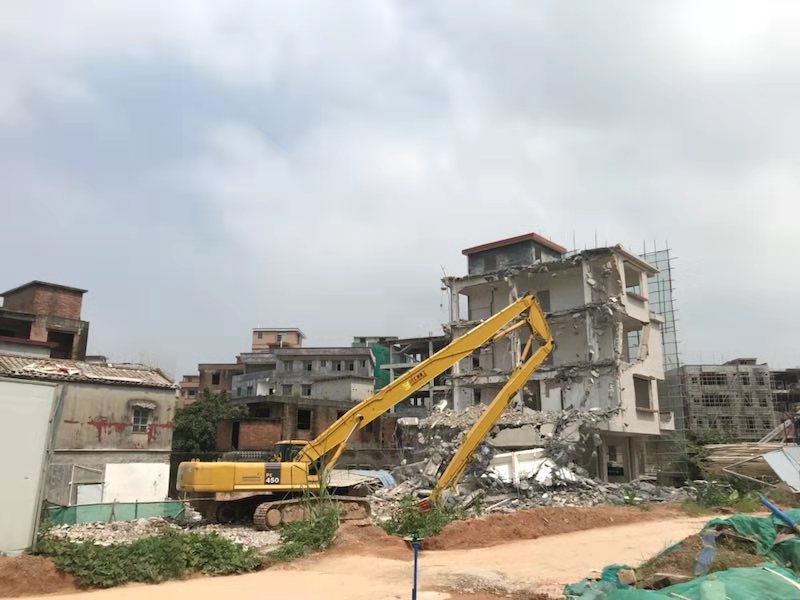 挖掘機(jī)拆樓臂 挖掘機(jī)拆樓臂