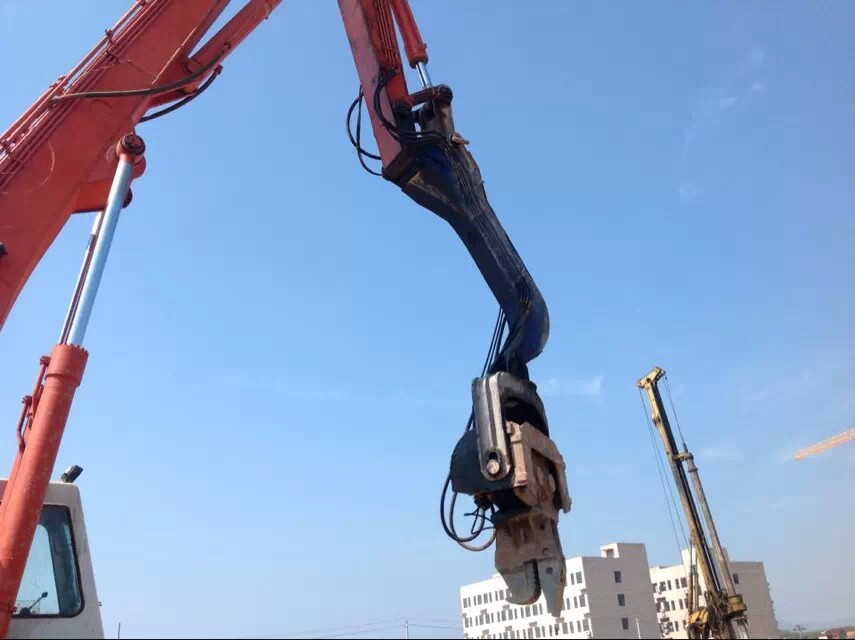 挖掘機(jī)打樁臂 挖掘機(jī)打樁臂