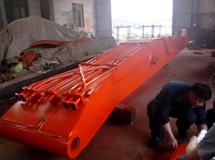挖掘機(jī)拆樓臂 挖掘機(jī)拆樓臂